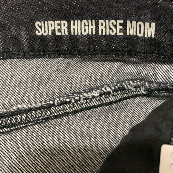 Rewash Brand Super High Rise Mom Jean Shorts Black Denim Size 7/28 NWT - Picture 8 of 9